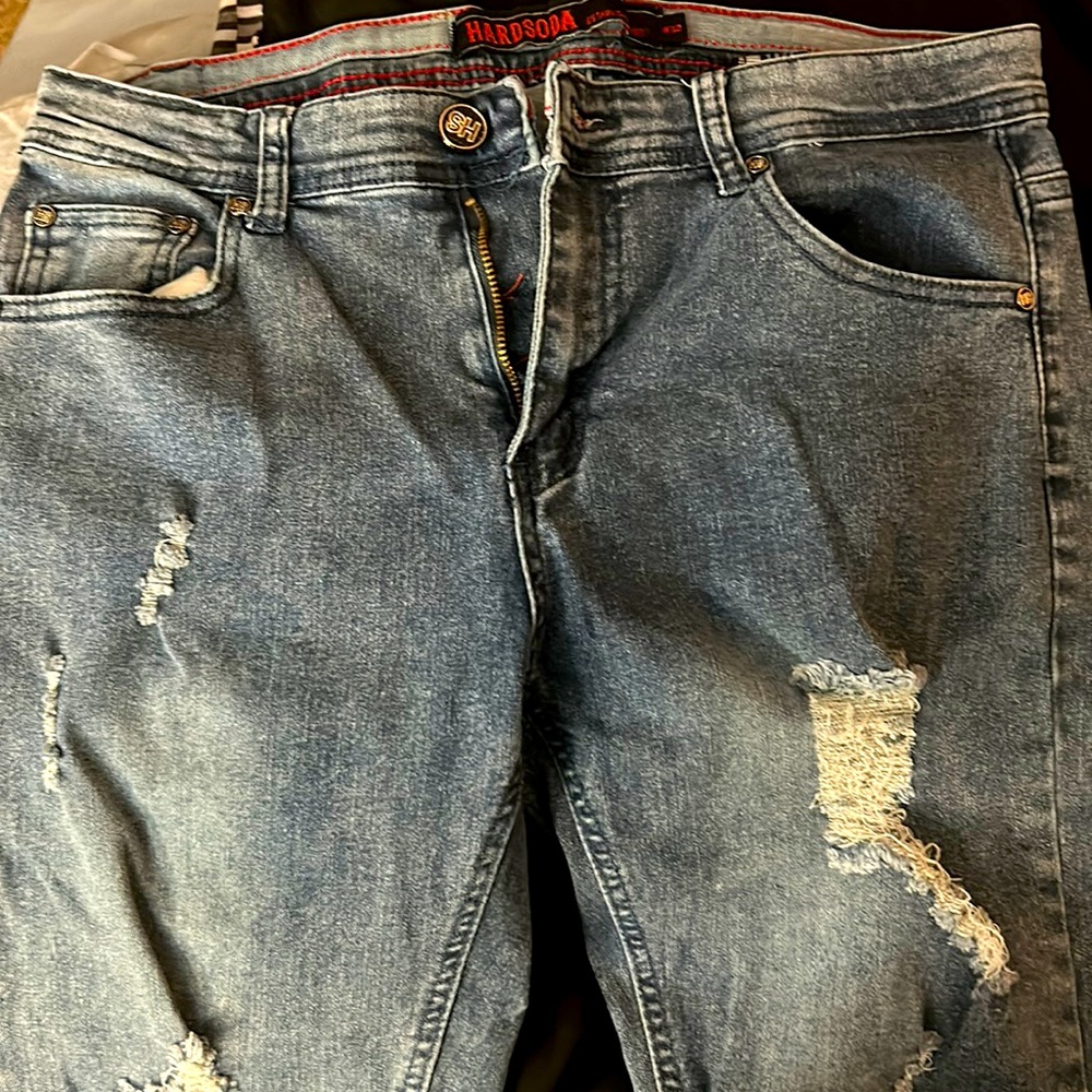 Men’s jeans, ripped style size 32